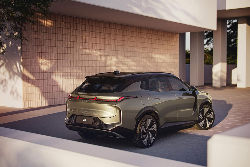 lynk-co-08-2055-2